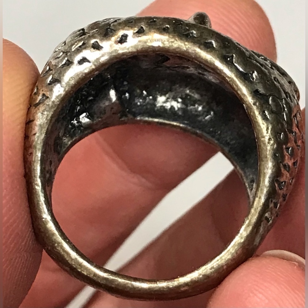 Owl Ring Costume Silver Tone with Black Rhinestone Eyes Size 8 3/4 (9) - Picture 6 of 11